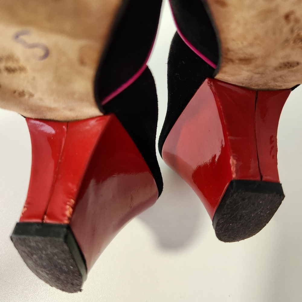 Black,Red & Pink Taryn Rose Suede Leather Heels Size 8.5 - Picture 10 of 14